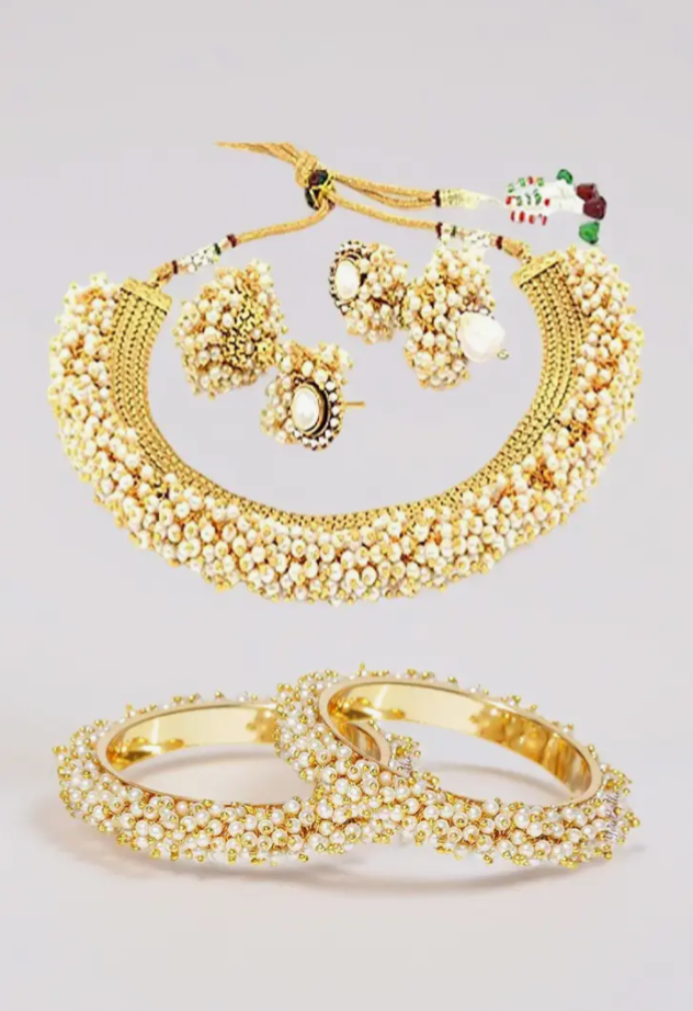 Traditional Gold-Plated Pearl Choker Necklace Set with Bangles for Women